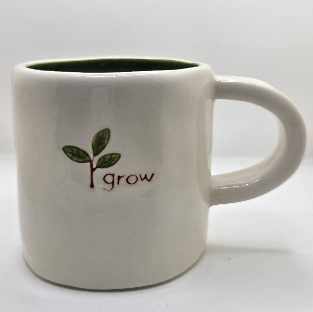 Starbucks 2008 "Grow" Mug 10 oz Minimal Gift Simple Cottage White Green Everyday